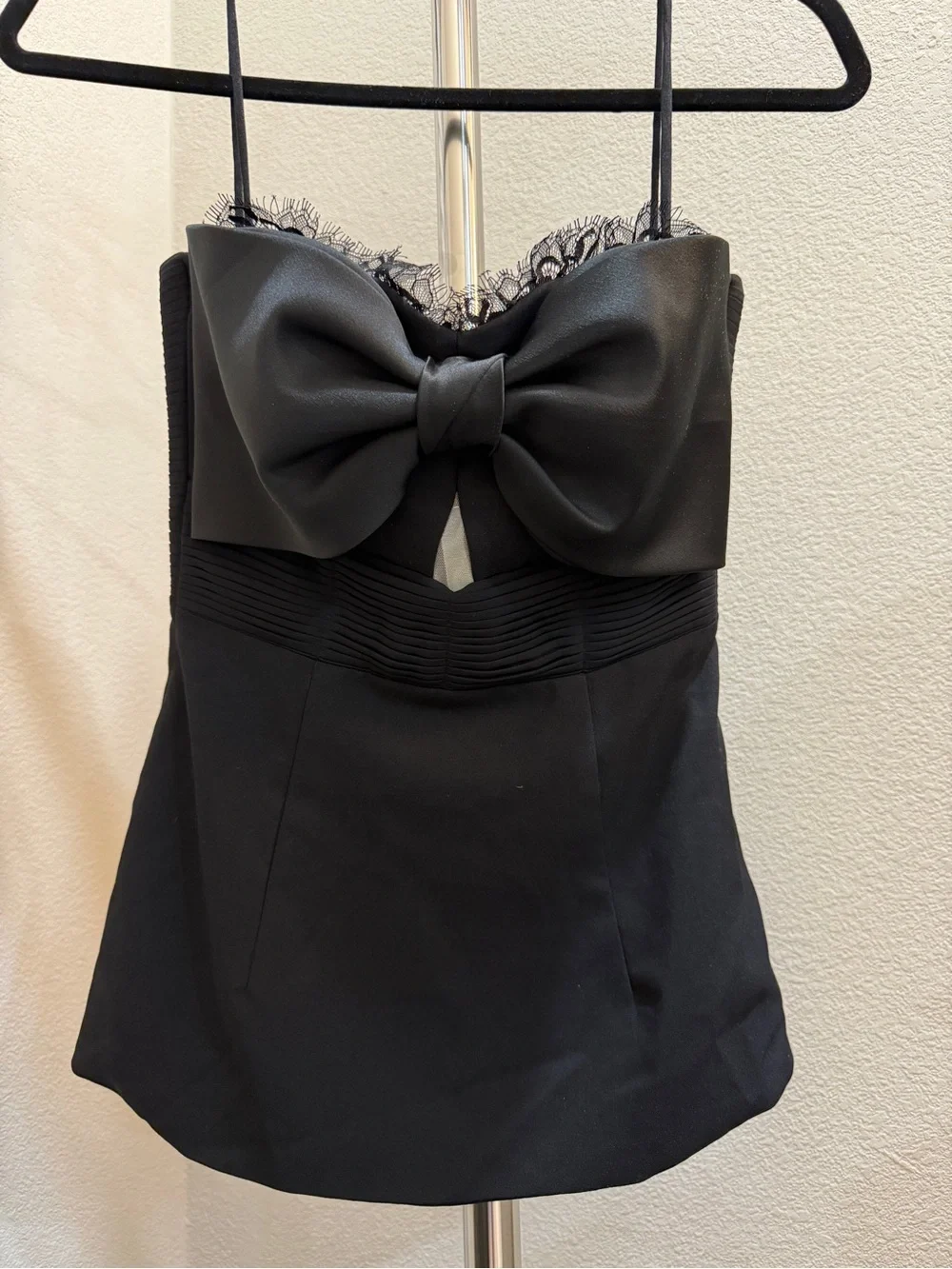 Léger Bow Lace Top - local brand Viet Nam